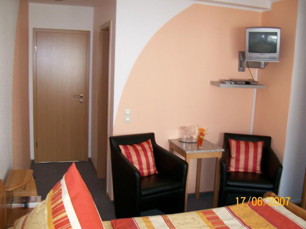 Haus-Anka Hotell Cochem Rum bild