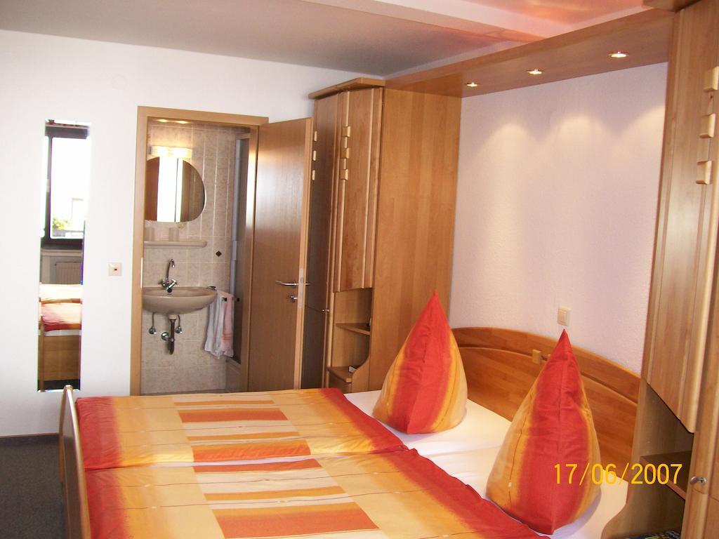 Haus-Anka Hotell Cochem Rum bild